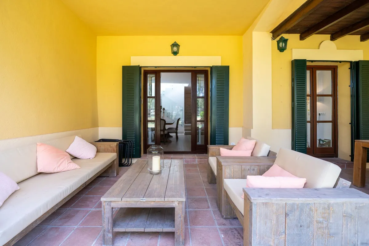 869afd35-d509-4709-a0dc-4e1c823a4d3e