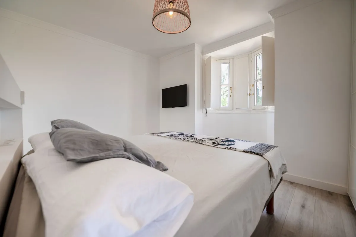 e4d6616c-57c3-4b7d-adb4-52debca3da78