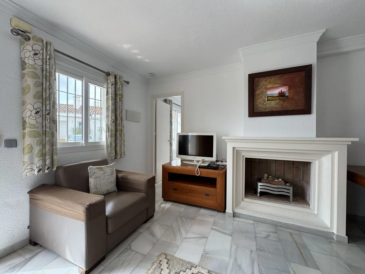 e1179752-d5bc-46c5-bb92-e505148d0b5d