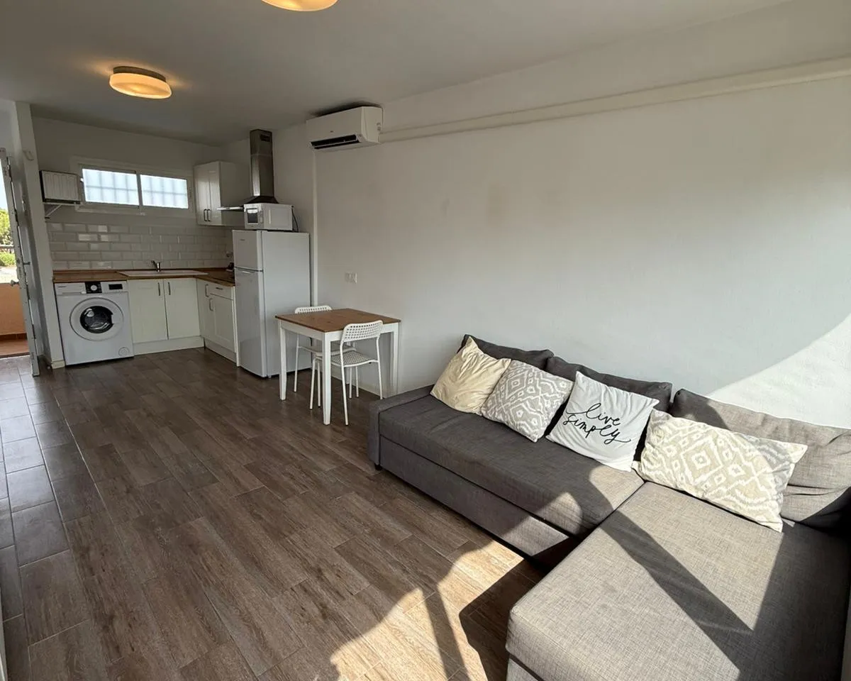 31cb0ab4-6782-47c8-8980-2380a9e4e4c8