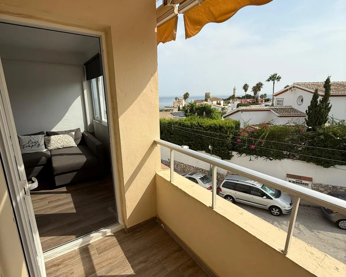 d5ccd2ed-a08e-4e55-b7af-e127a56f11d3