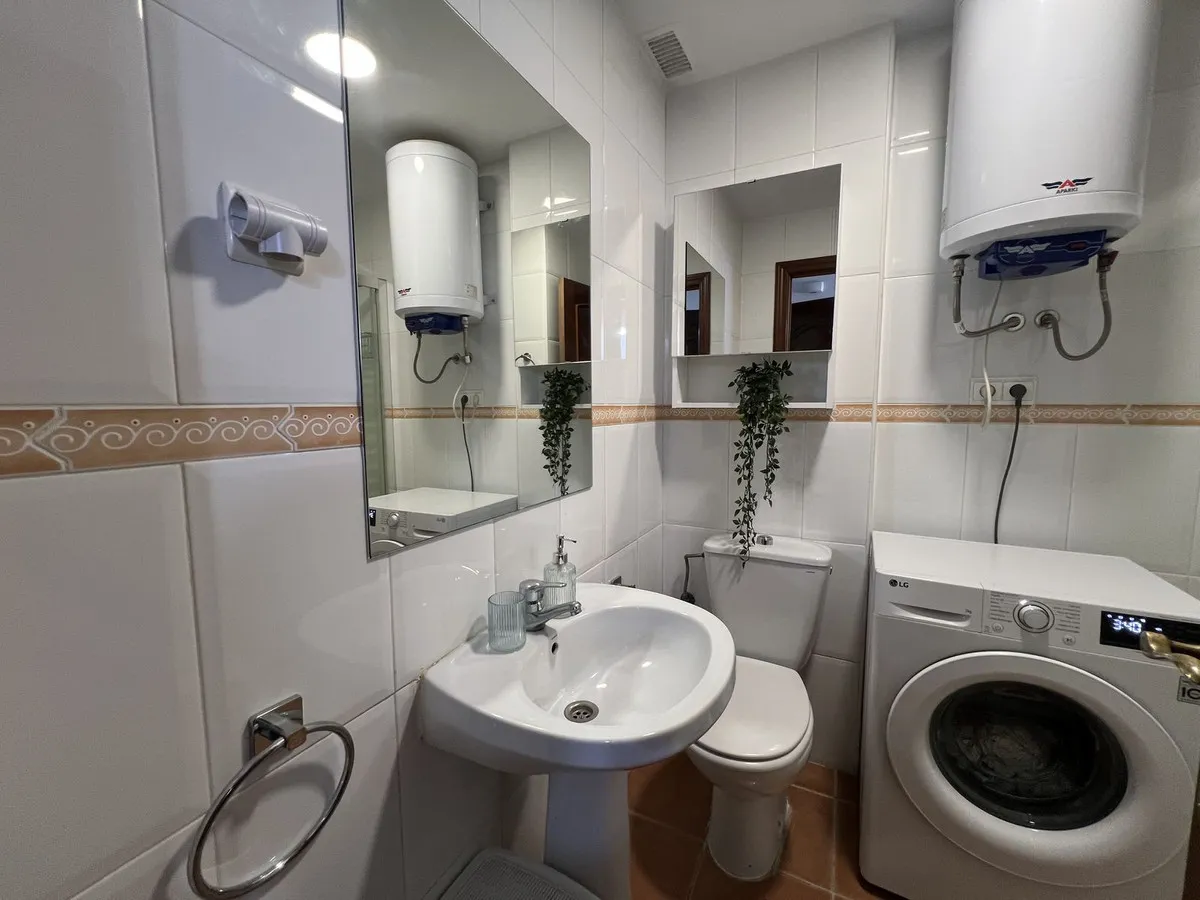 2d5e04f5-037b-4d2b-990b-47033303c5f1