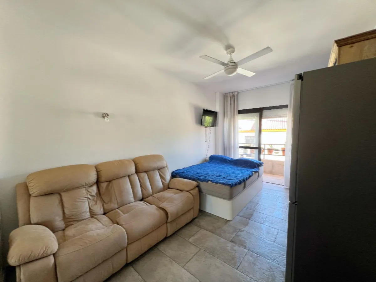 c4b6cf49-7c02-419c-ad0f-85522c1cd4c9