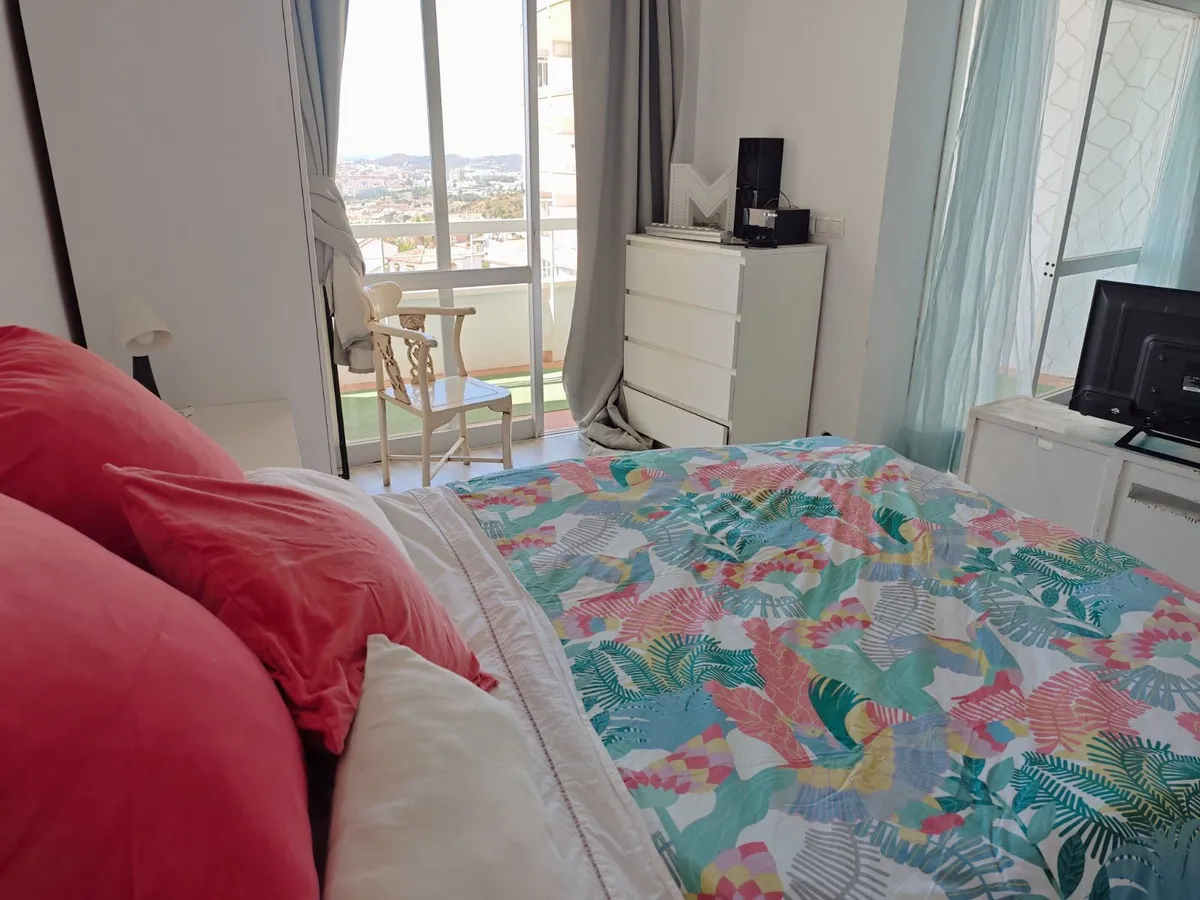 6725c6c9-78c4-4ae7-8ab4-21abe4a1a5e4