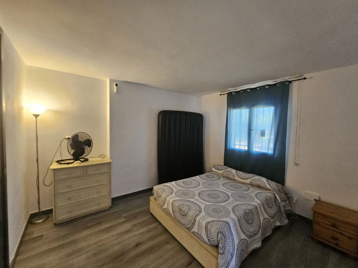 5c865e49-fc00-404f-8376-ca0a95f6beb2