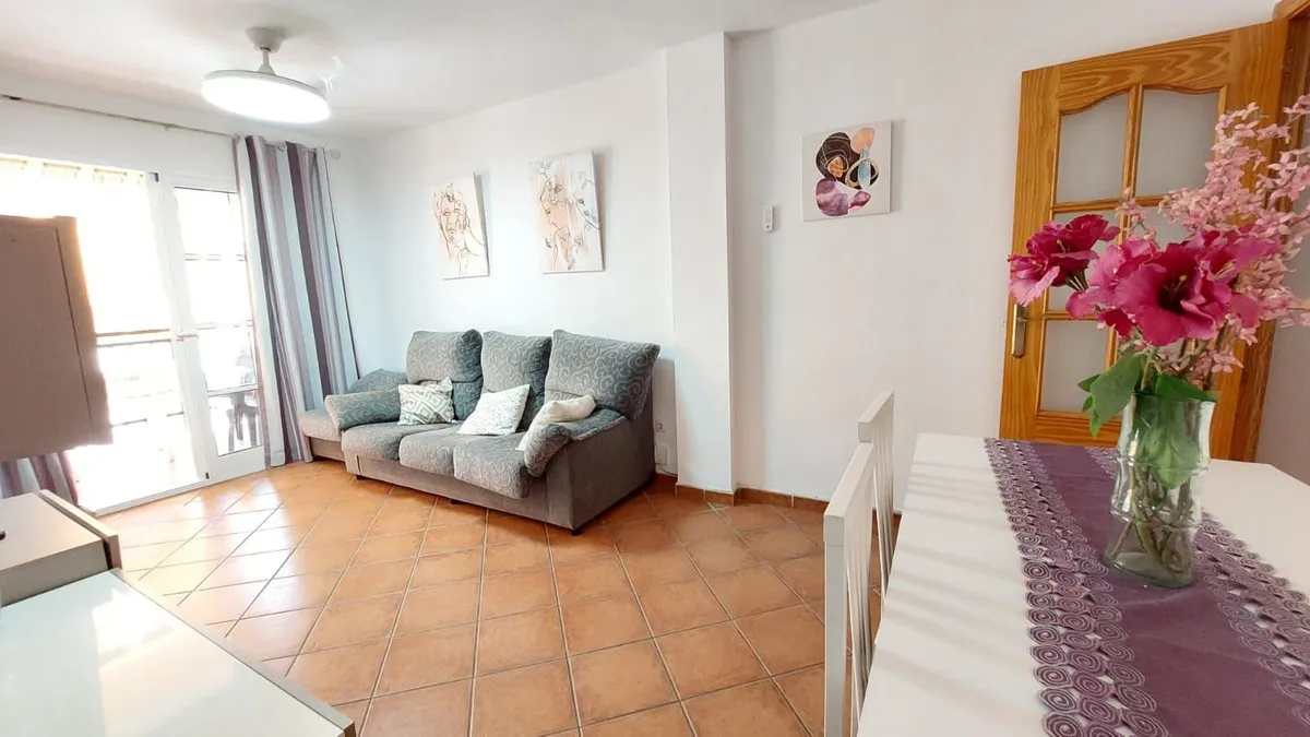 4c4d6956-2d2e-42fc-a820-82a30fc6bd16