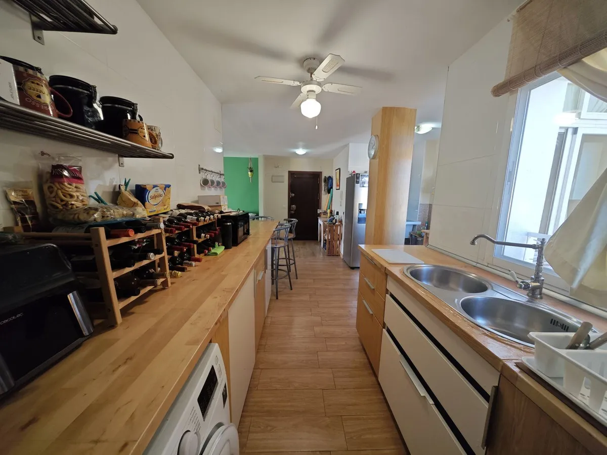 f9c72820-f70b-433b-965e-bd1a7b06d43b