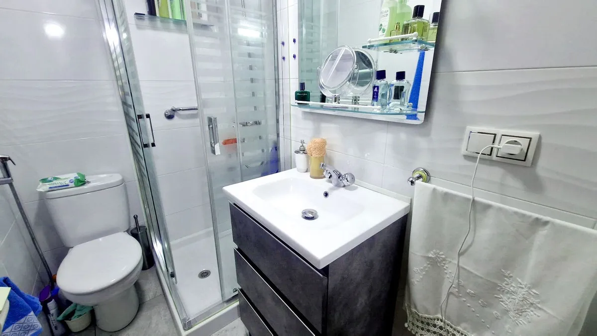 d4a477d3-9e55-43b5-81ae-04c17cba5397