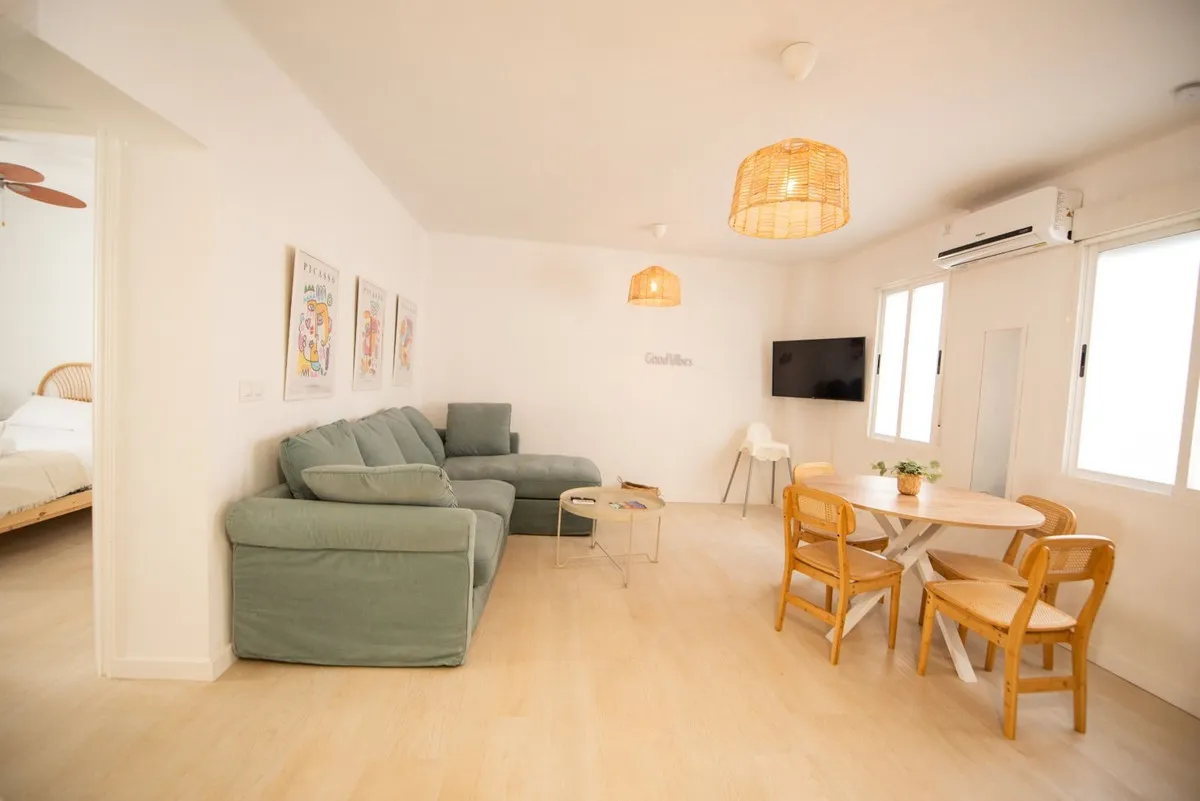 5e23e418-4974-4c82-a0d1-2c4e79c5d92c