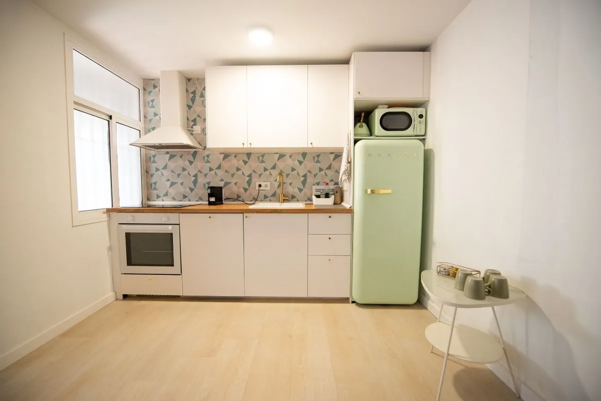 e5ea0477-a7cb-43d5-a412-a05cd0e81f68