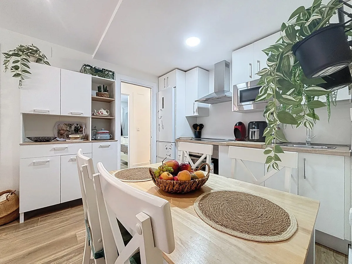 64f6b124-5e54-4a96-89f9-b1299e9c6029