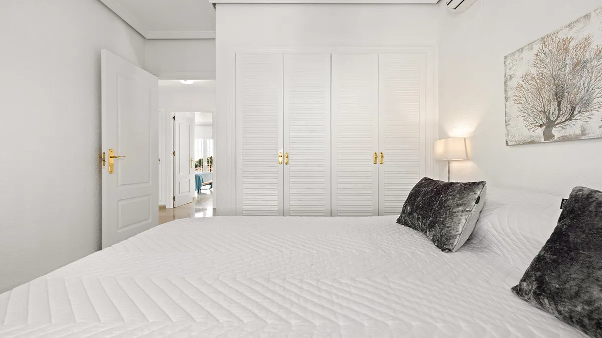 6172f8b1-299b-4d24-956f-1d89d3ca9b27