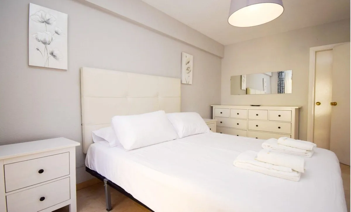 1083bffd-acba-4e3b-ab5c-d3cc6d8bb23c