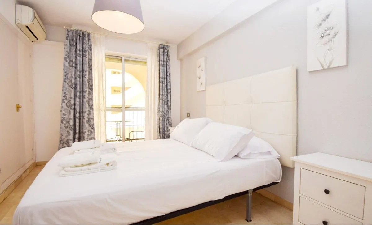 5db336ec-ee71-451d-88e7-635fd8e935bd