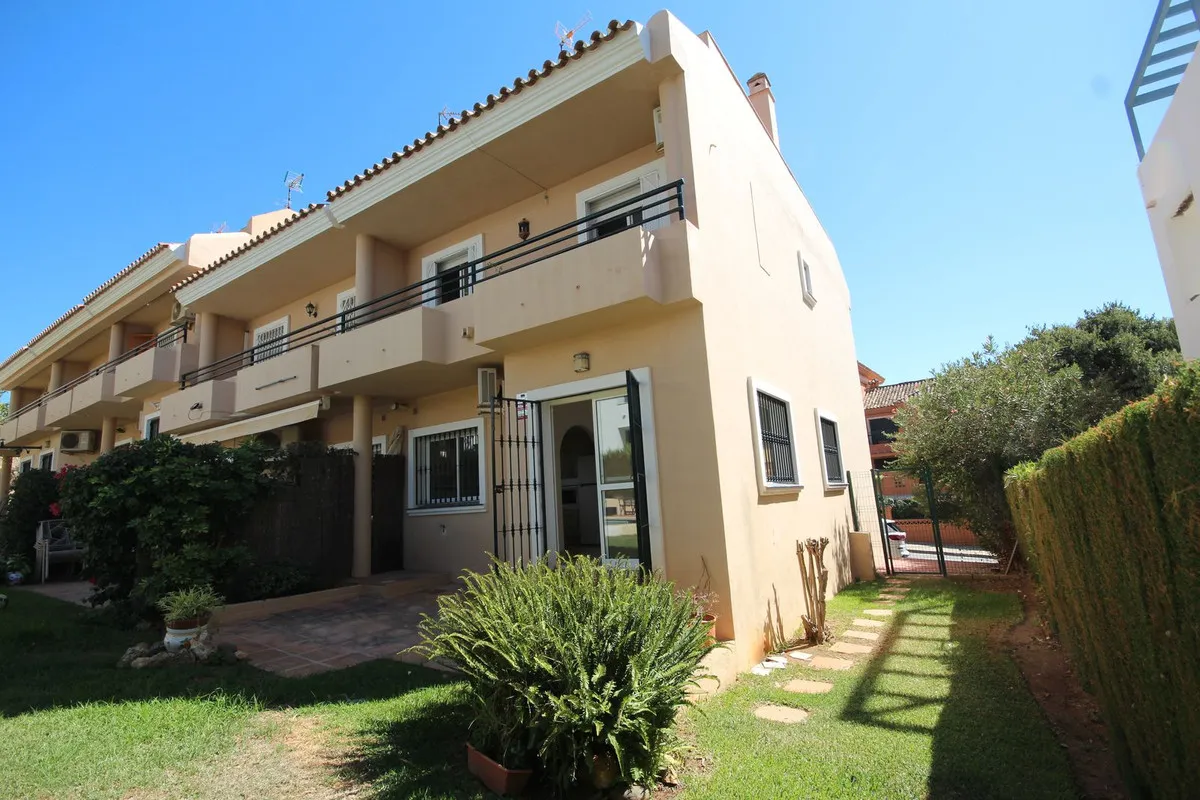 22fb75de-06b0-43ab-b1ed-b08494f36db8