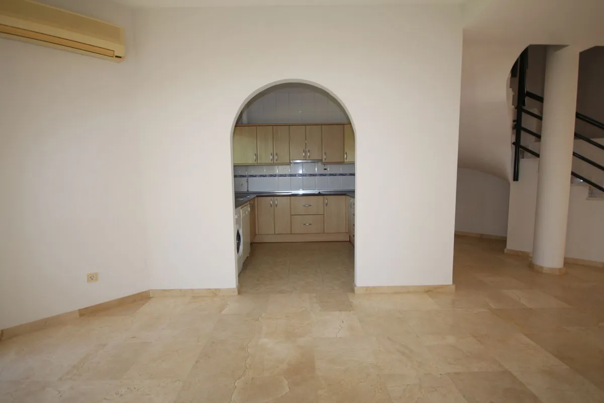 89a3a73d-4eac-47a1-b343-1f37420f1e23