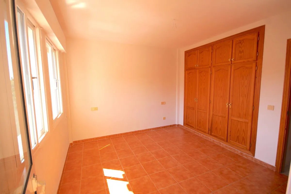 a2a66c61-f85b-4786-8a82-43a2f548c5ee