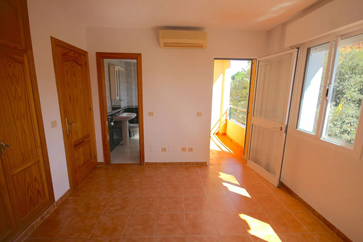 a95bff52-1c2e-4339-8a16-da66c1d96b9f