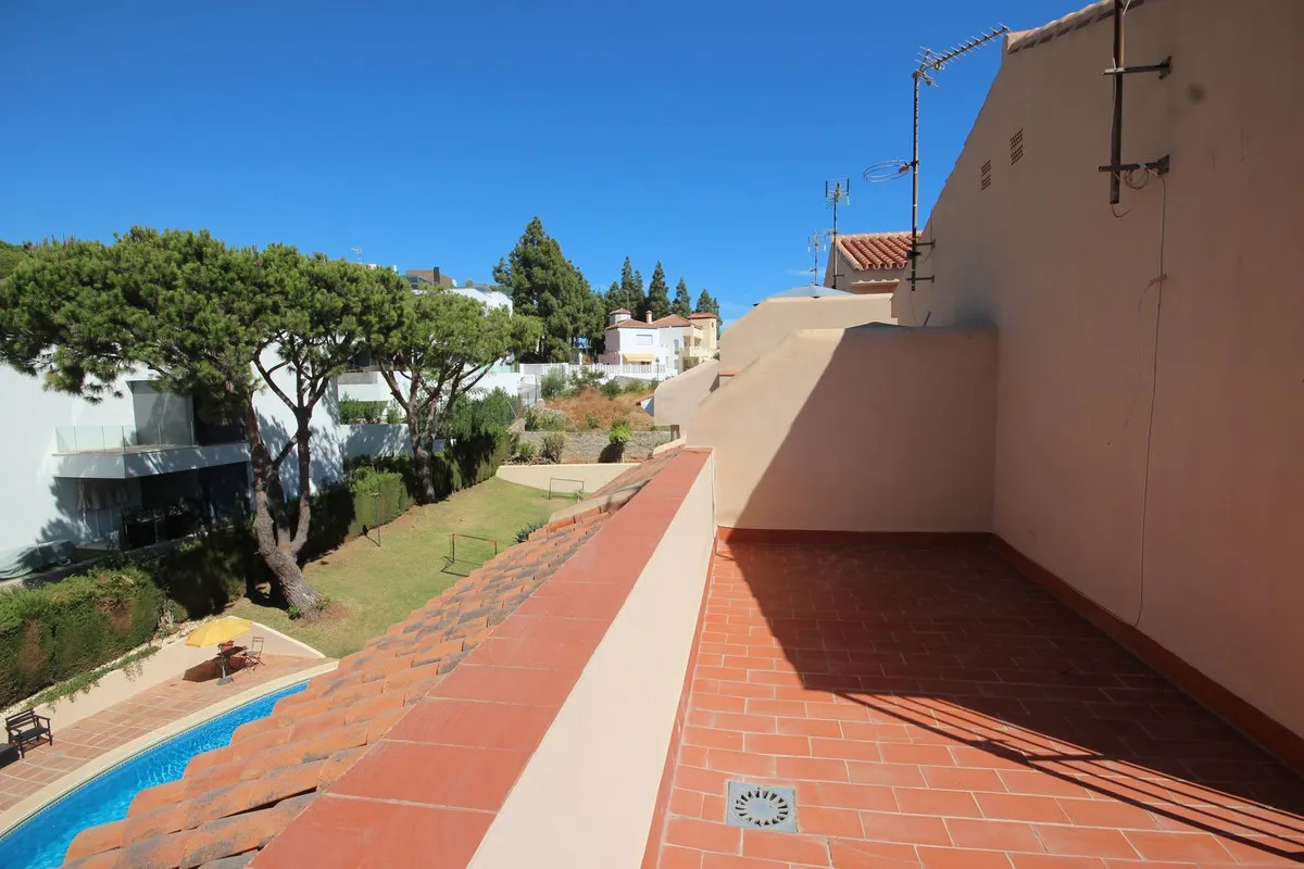 bfcf9e0c-cae7-48fa-b2c5-4d5bada9726e