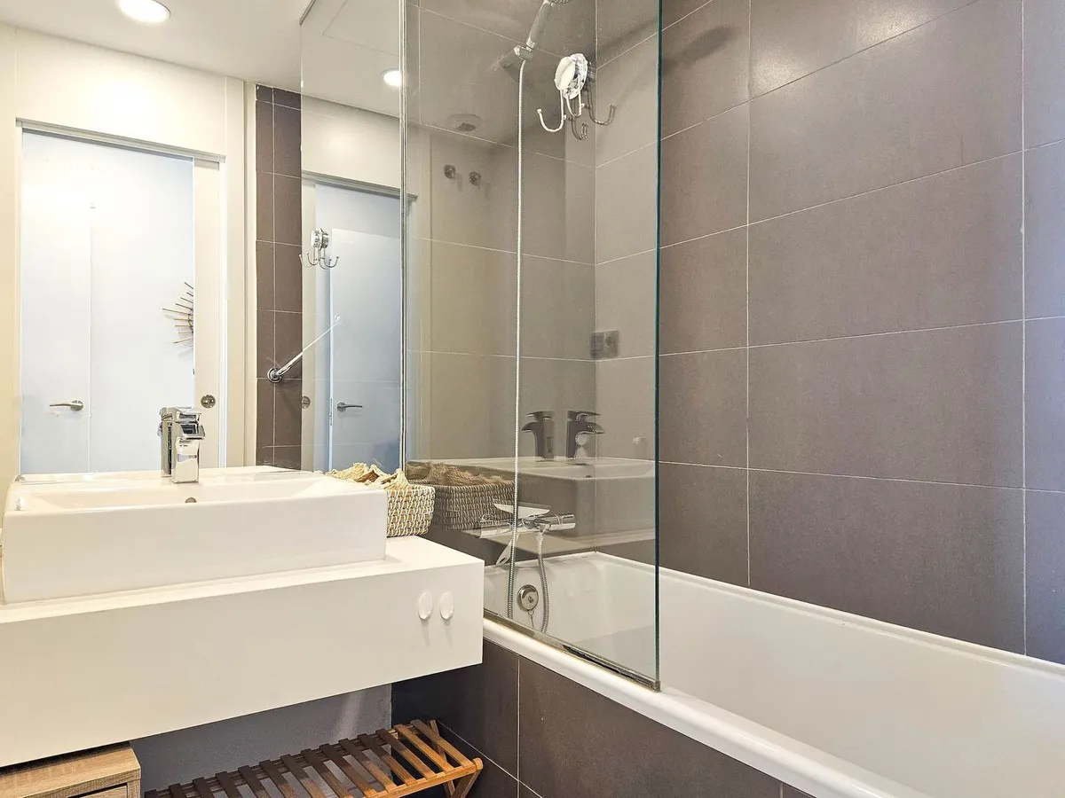 7339cde2-2480-440d-8f95-98a5556f58aa