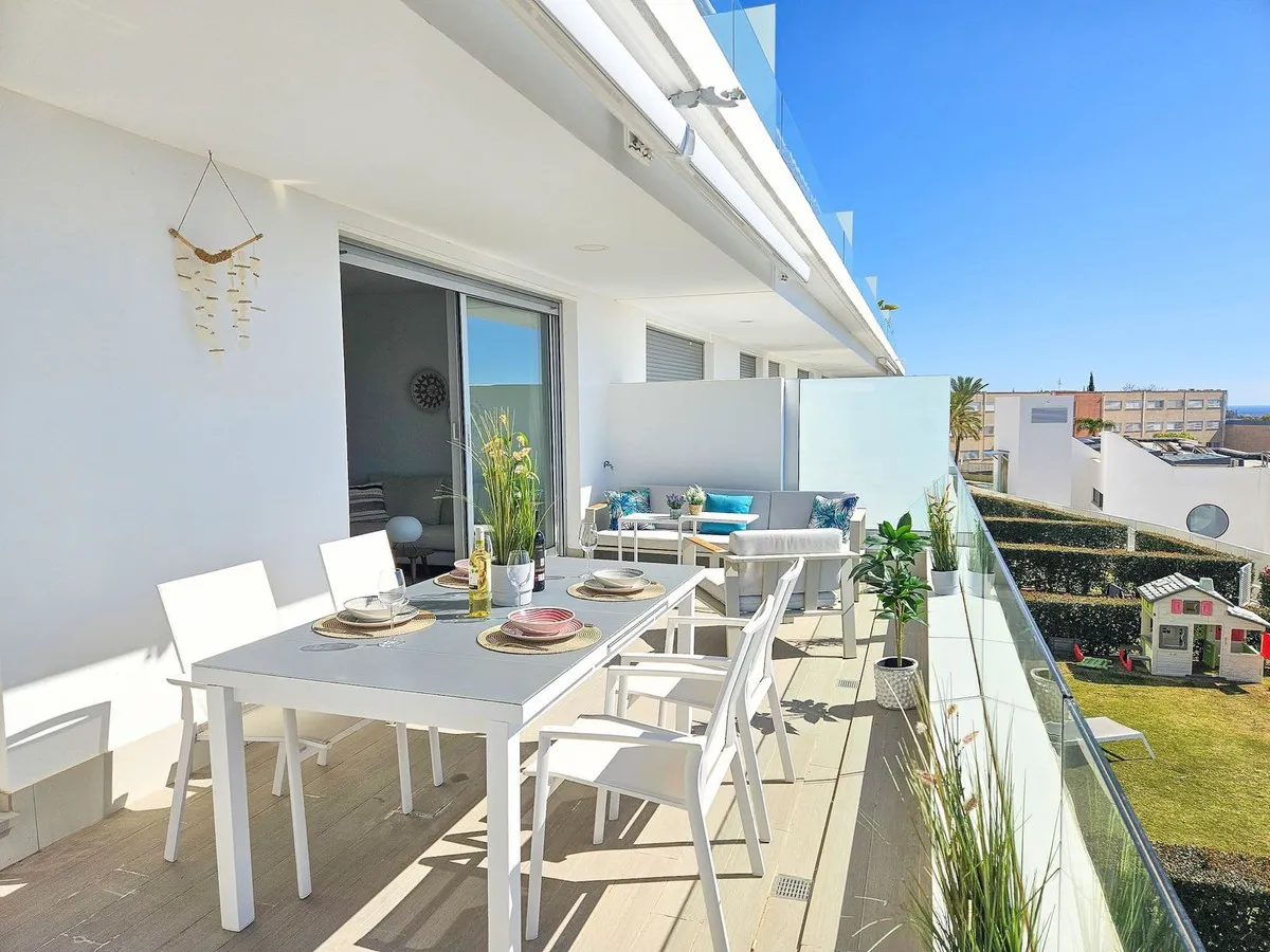 a5a2abeb-cbaf-4b57-9479-fc3f91a5a3d4