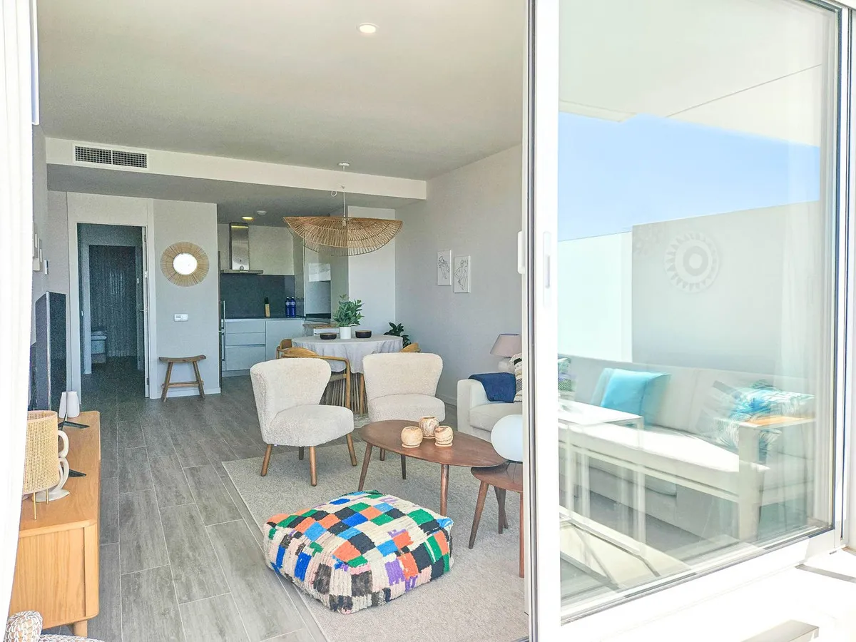 e872701a-cade-48d0-acbc-9966bcd1d634