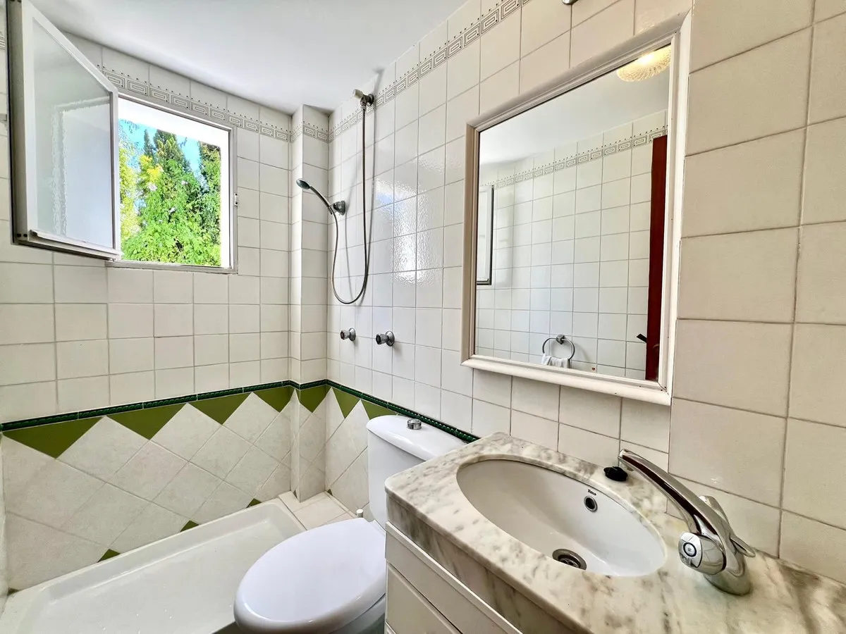 dc84b35d-3858-4660-b878-d5da809363ce