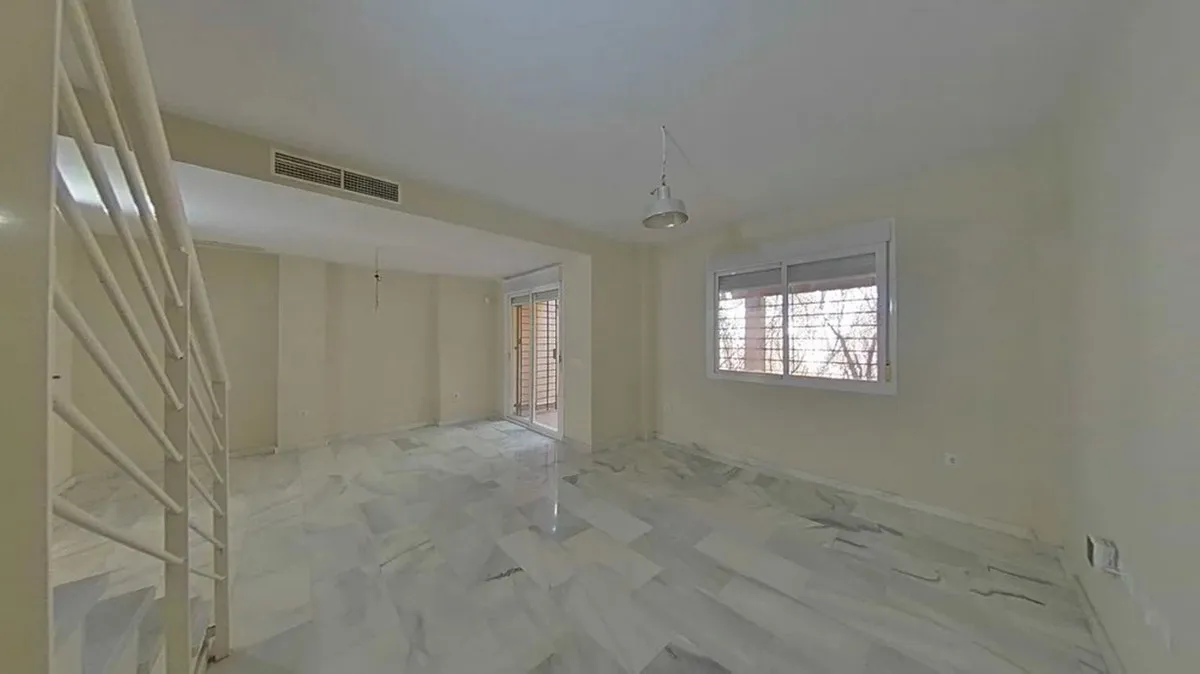 019ccf17-23f2-48ba-be96-a0a745425d4b