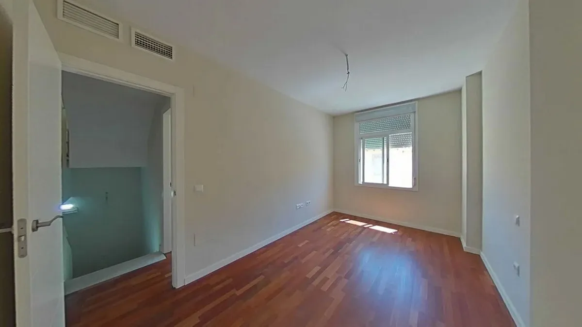 53ee03f2-d463-4e0c-b556-018ffb269bc0