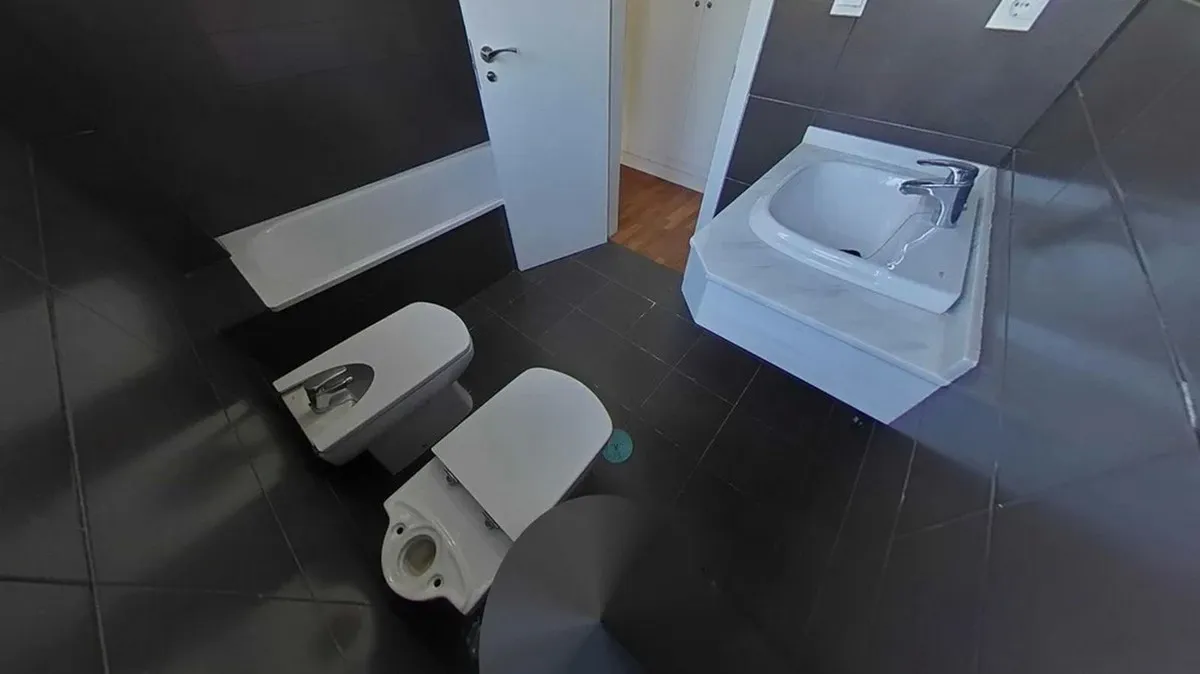 84b0af69-b11d-4bd0-b285-5fce47f05529