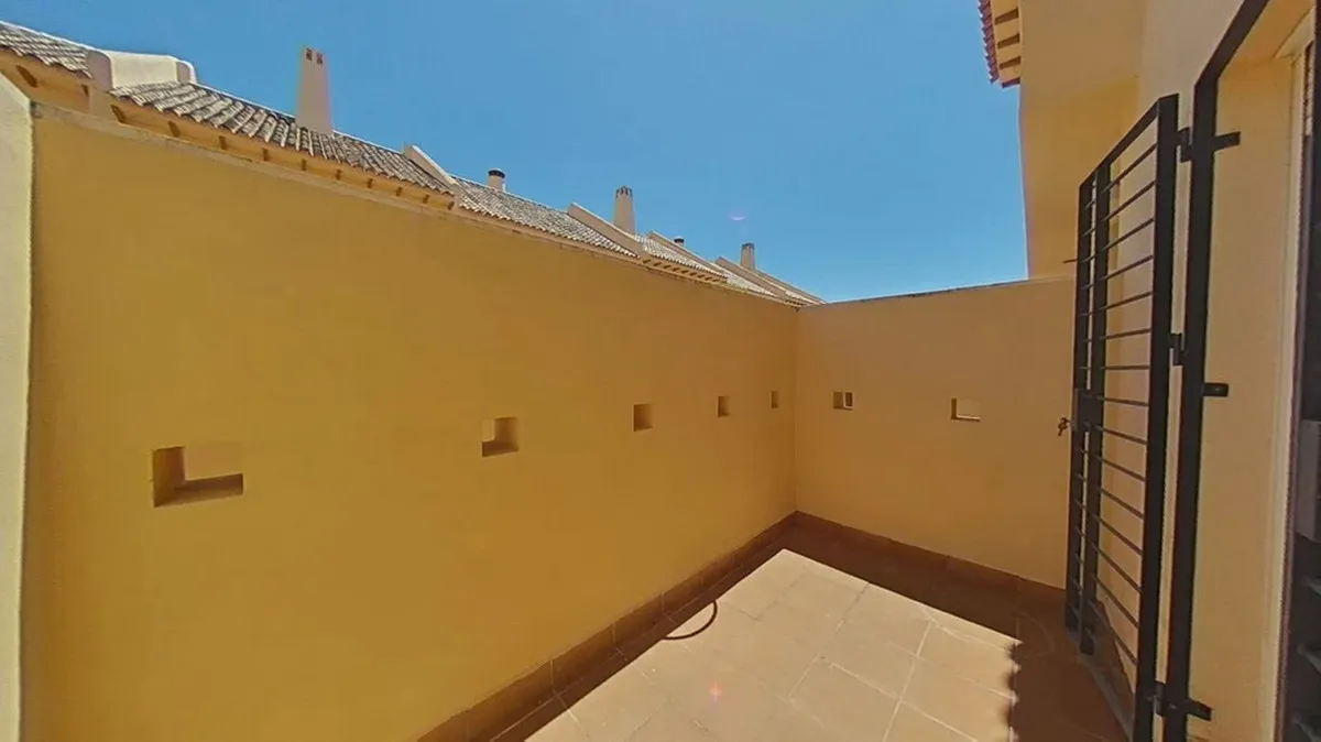 bd79369e-491f-40b7-b895-94feafd6c582