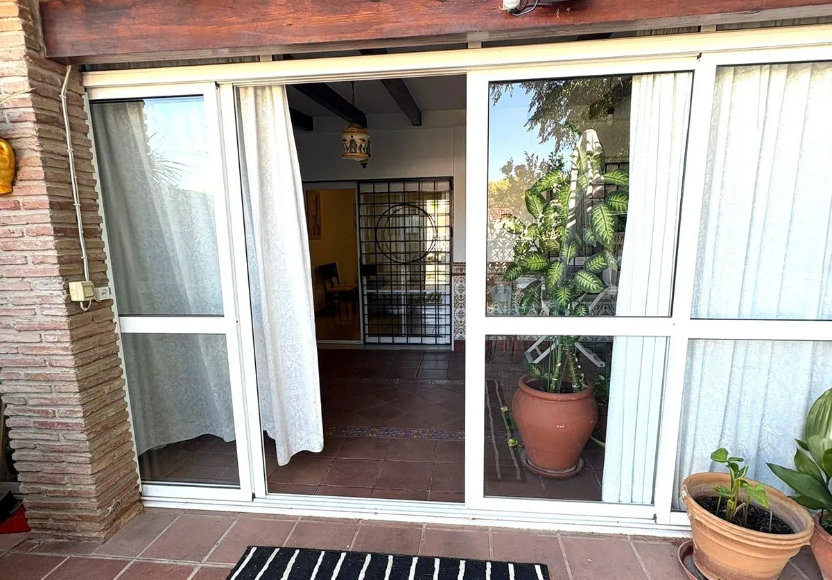 1a90f1ef-cb1c-4143-a3a5-6e15216f6bb2