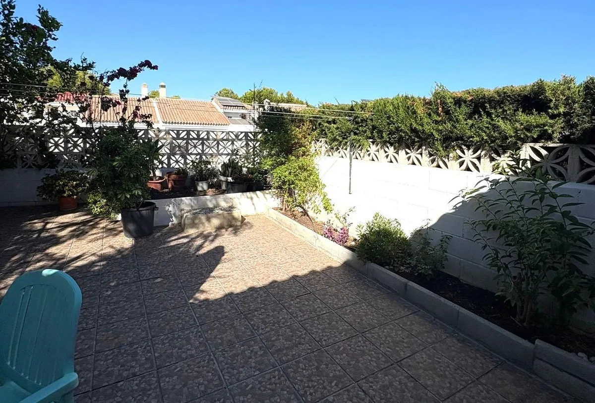 58f072e5-6900-4556-a413-e6bdf6a7e315