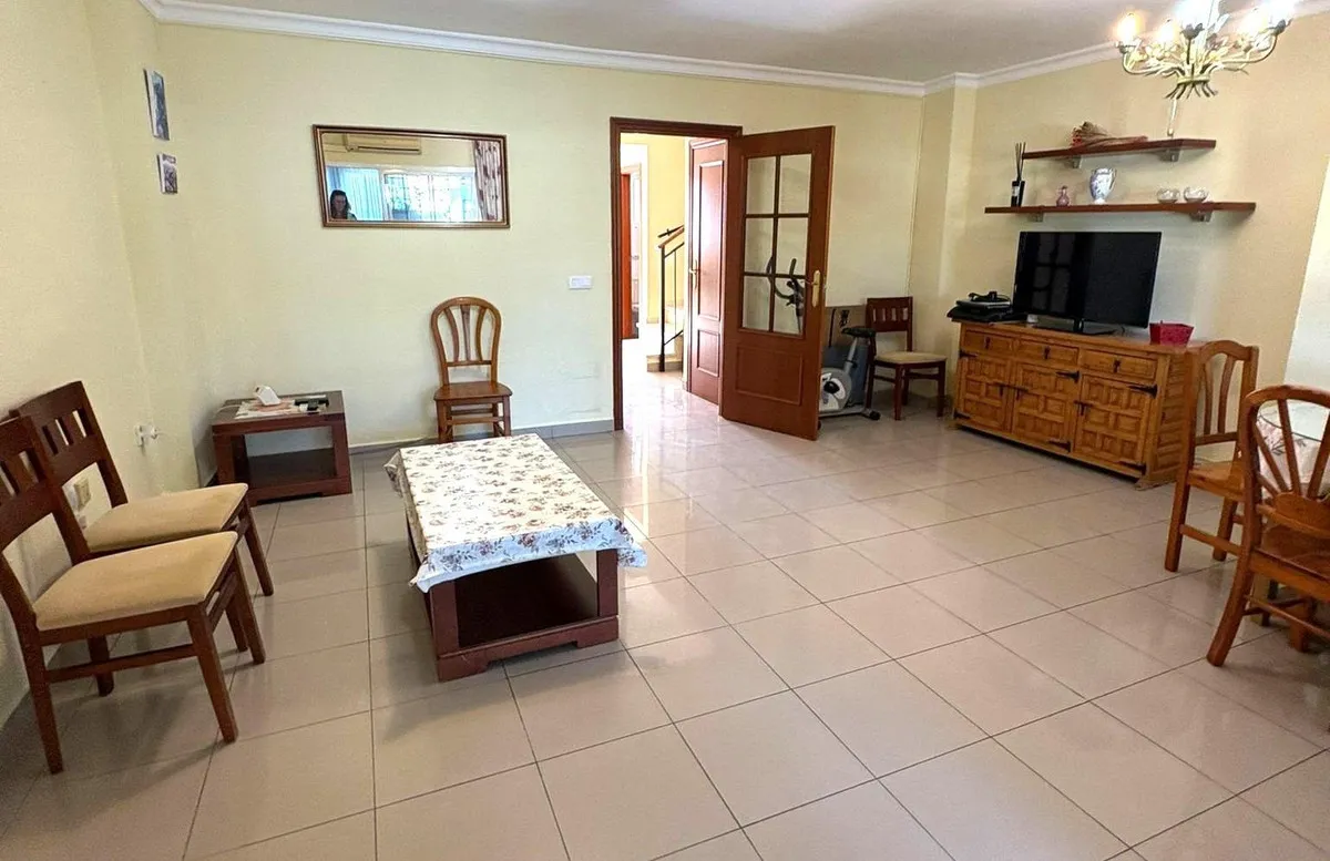 c8ef0eb3-5b00-4ba2-86a1-2acfe33e29e6