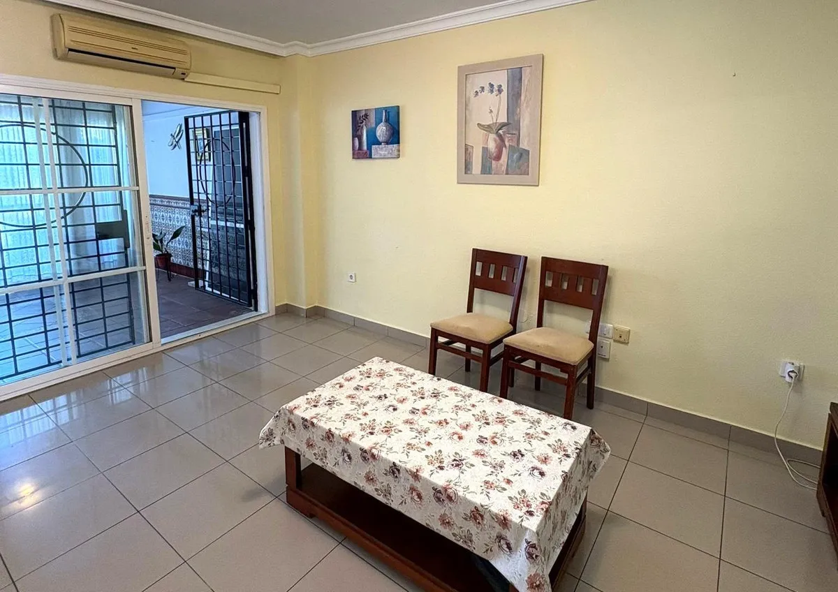 f927fb89-d749-4886-ab28-810ee63bebba