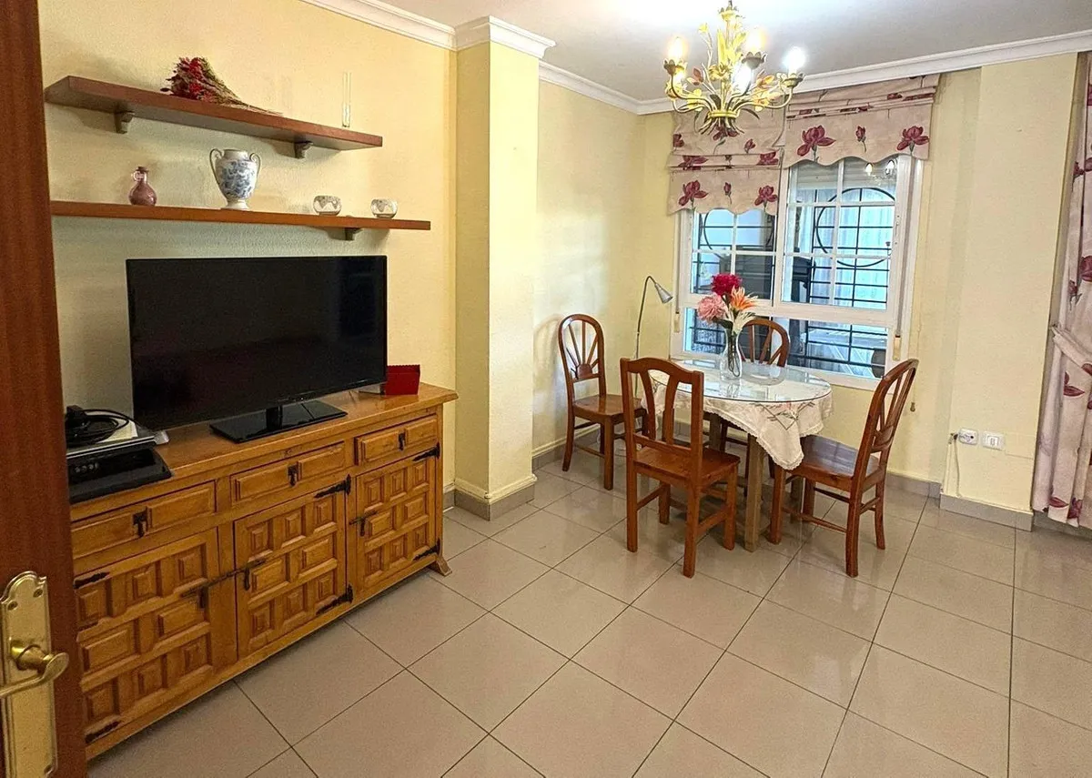 fb407d49-d2fd-4db9-b76b-ae47ee78e1b5