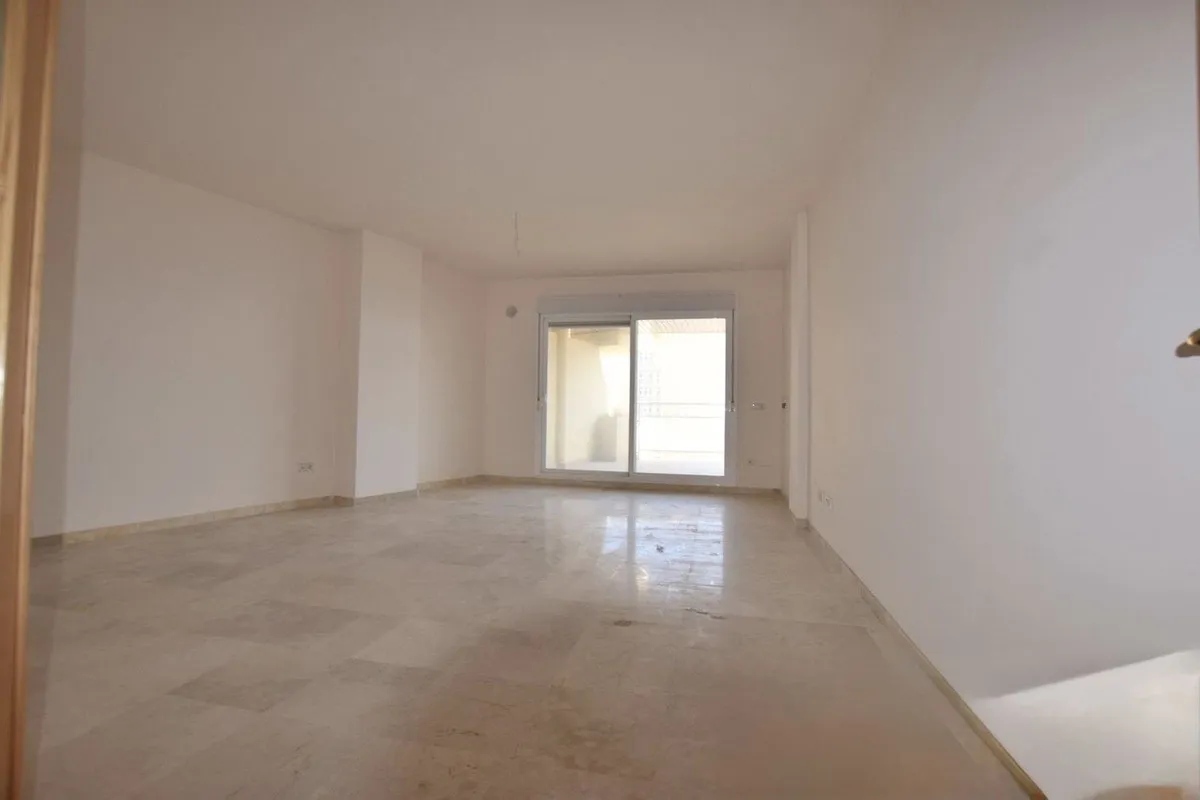 d09df401-e3ff-4393-89bd-27bb01b80167