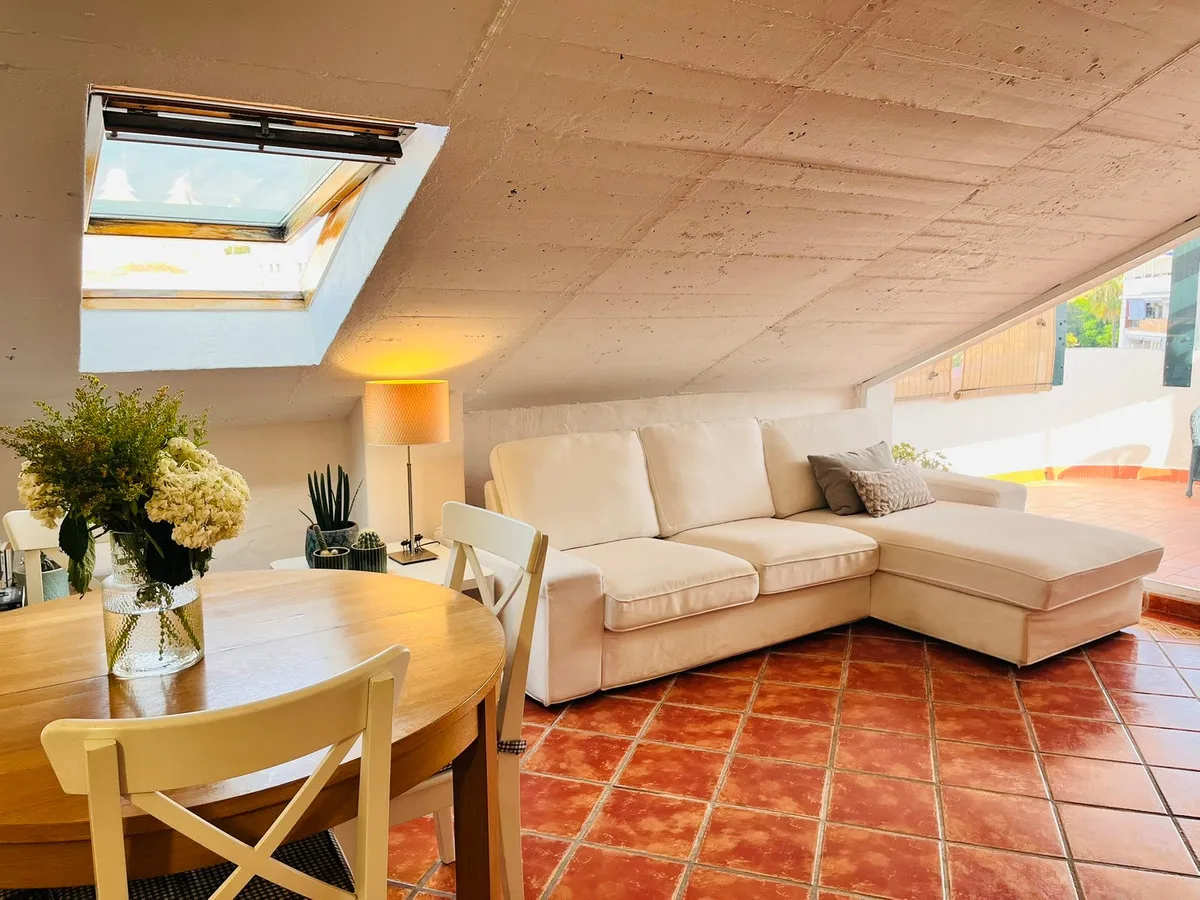 4051b16d-f66a-4ec8-95a8-7e1646bd93cd