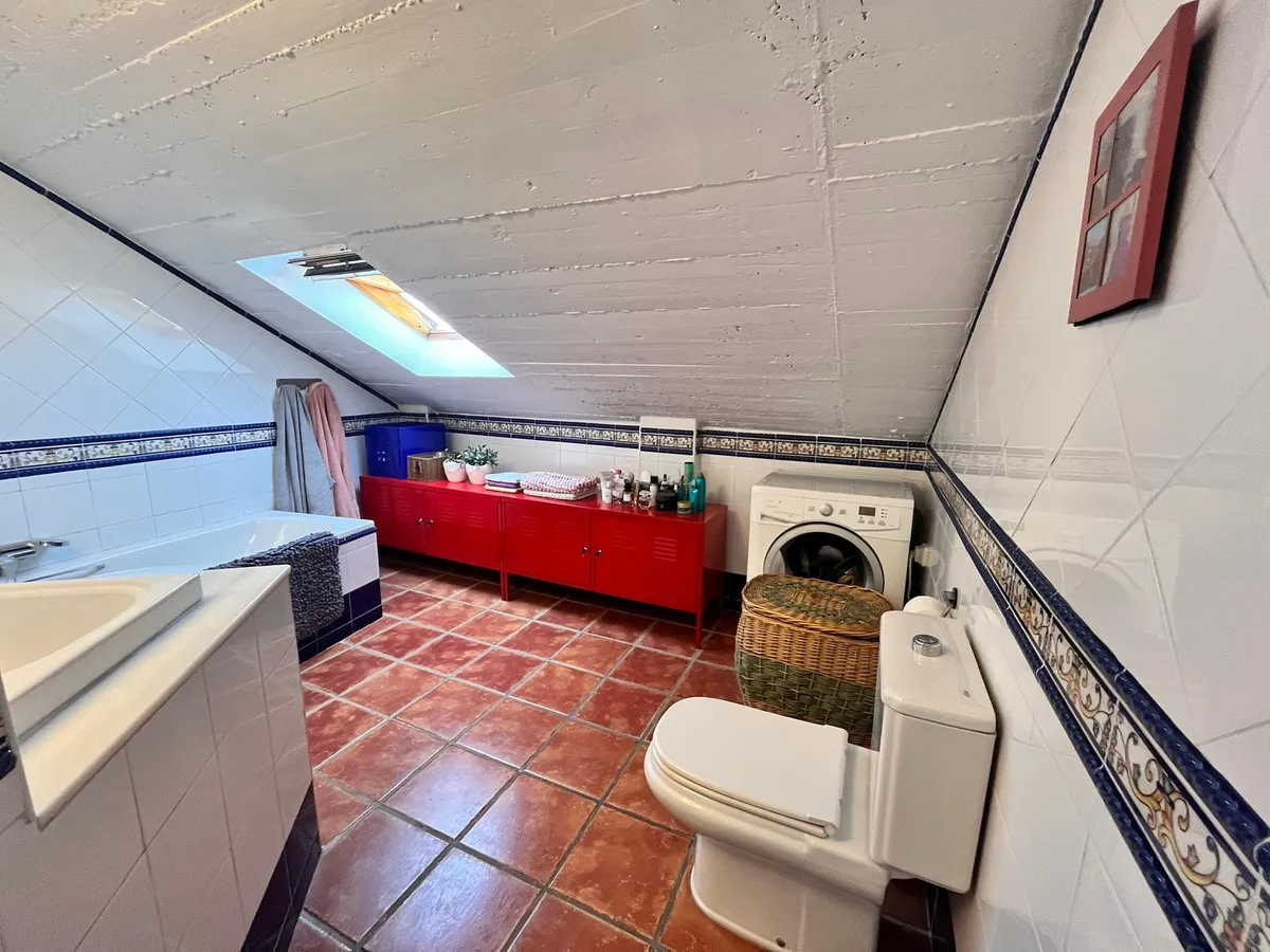 6d42809f-d43b-4a16-9715-94db2c83a35f