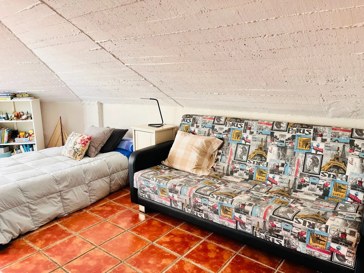 a19d5284-a5e9-407a-9f8f-4a802f77177d