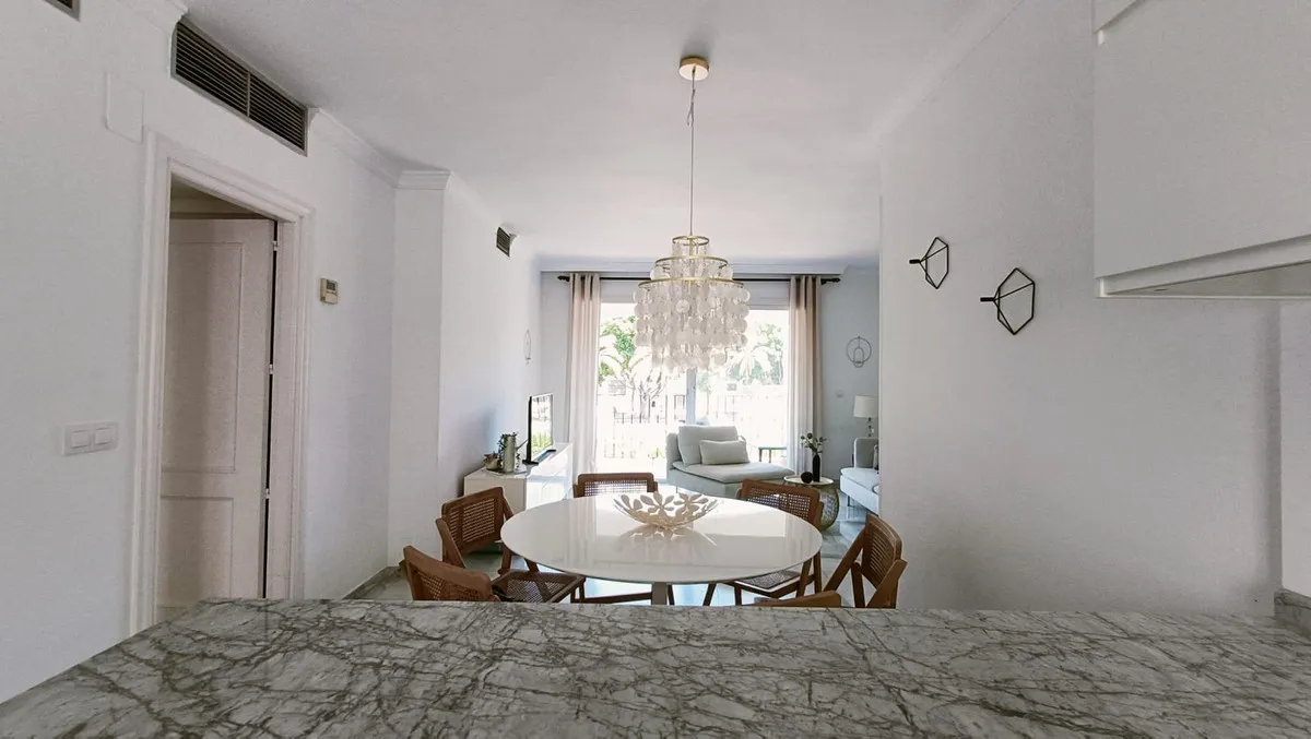 06f779c8-9c2c-4701-bacf-cdb783bbc33d