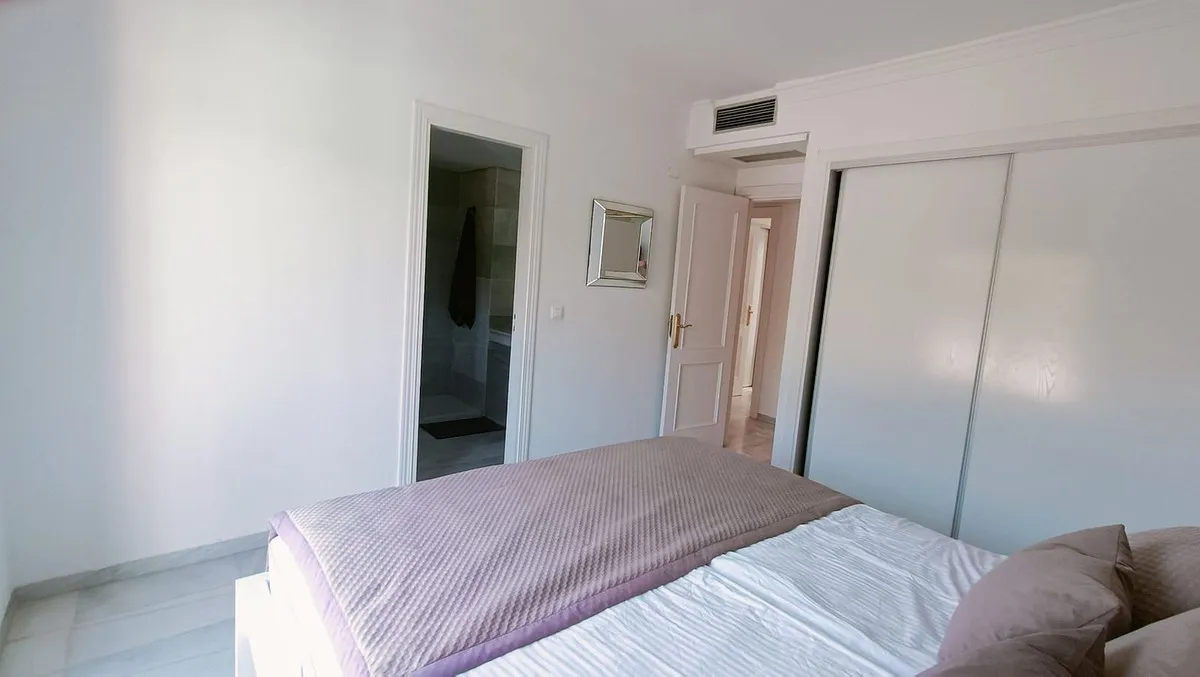 4bb34345-e92f-4f82-8350-08fdd90b2ecf