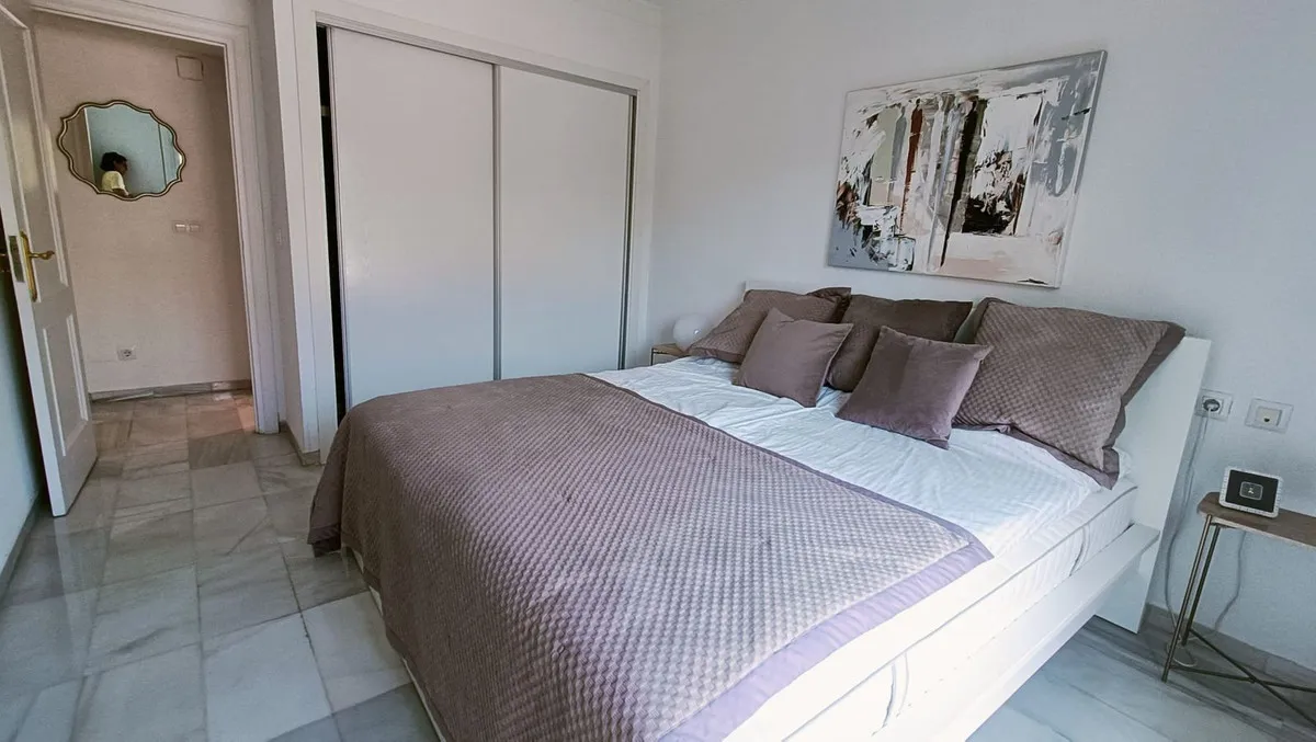 6ce49500-7b62-43b2-a9c9-1c11126bc2a6