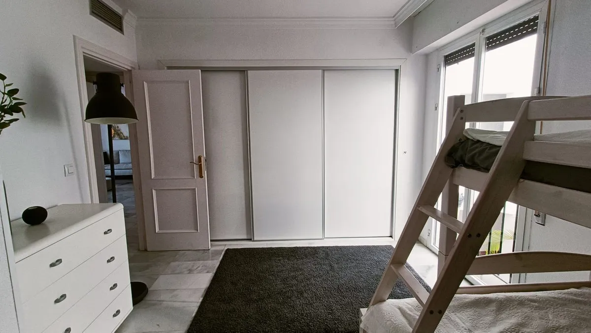 b3b808ef-e803-4578-a5e0-c40ae5f1d532