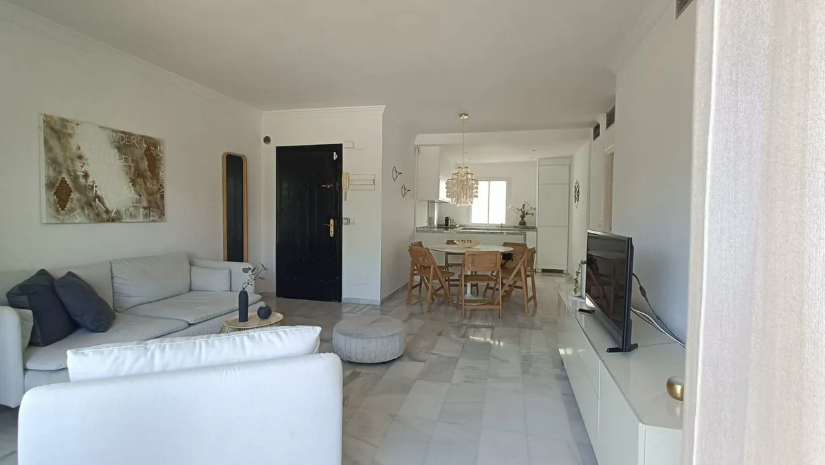 ce3ffae6-044c-4b92-9de2-e17a003860fc