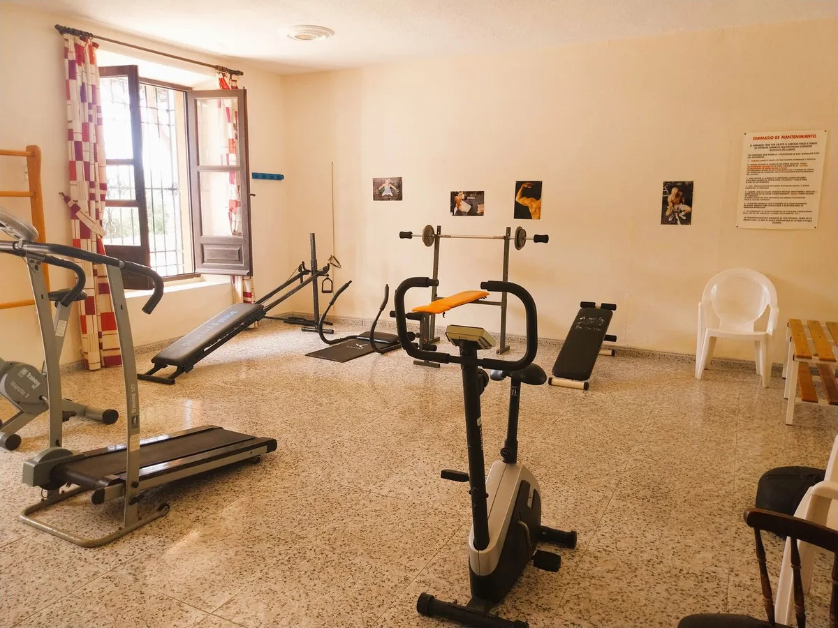 d76f8fa2-4c29-472a-b513-825ad2b2d78d