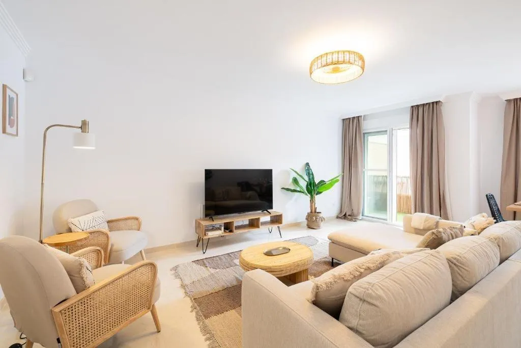 20b9758a-d9be-4b64-a4e1-6e48407631c2