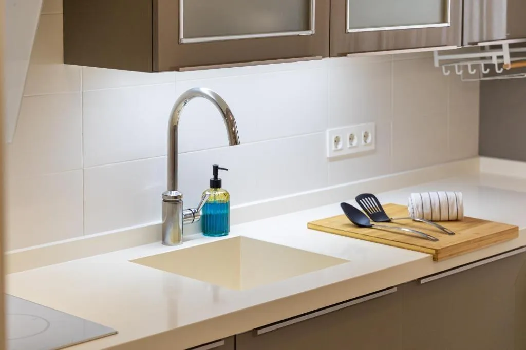 7658b874-63c8-4cb1-8947-767d73146529