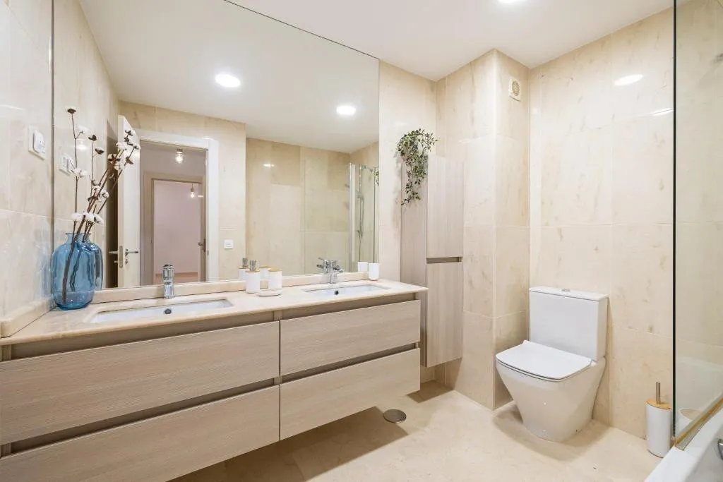 7965af4b-59db-4cc4-81d1-b109697253b8