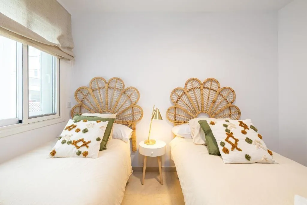 b13ec051-c9f4-4ff5-adc7-b67fb27d5e28